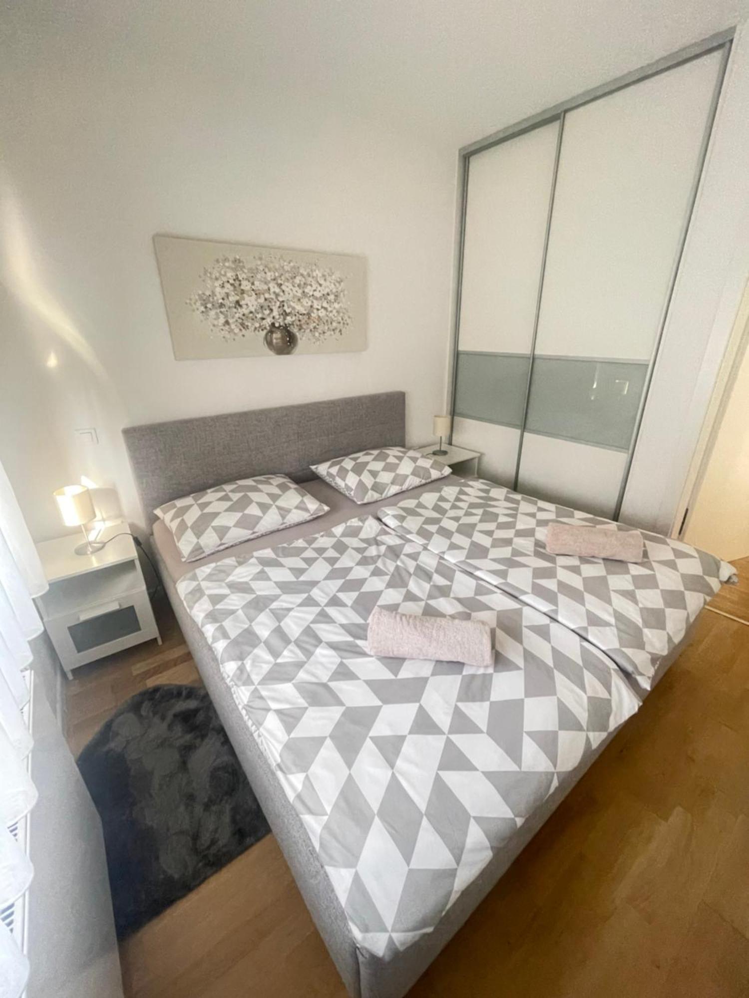 Lucky Place Apartment - Zumberacka With Free Private Parking Zagreb Luaran gambar