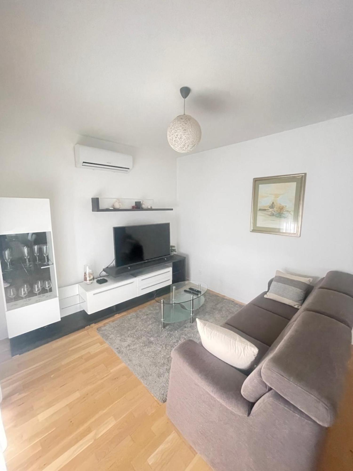 Lucky Place Apartment - Zumberacka With Free Private Parking Zagreb Luaran gambar